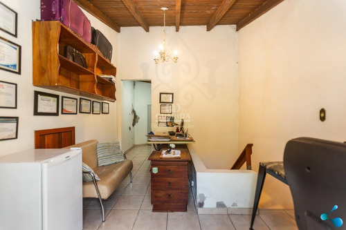 Casa Em Condomínio Para Aluguel, 3 Quartos, 1 Vaga, Teresopolis - Porto Alegre/rs - 5500