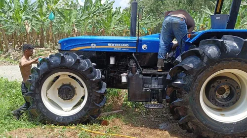 Tractor New Holland 7630