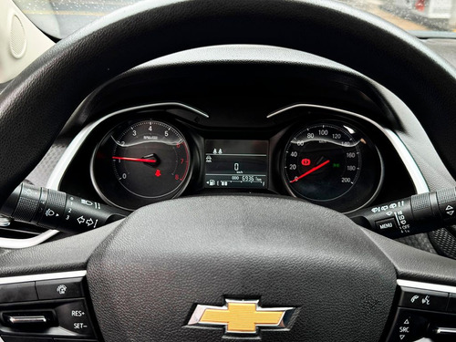 Chevrolet Onix 1.0 Lt