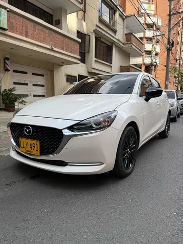 Mazda 2 Touring 2024 Carbón Edition