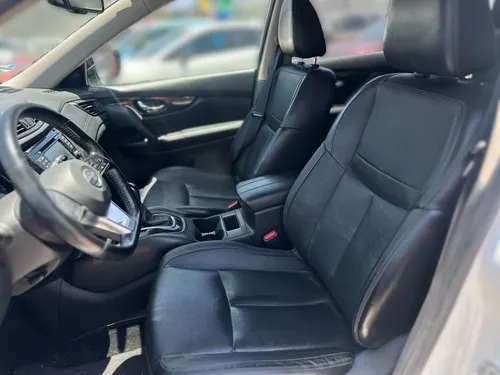 Nissan X-Trail 2.5 Exclusive 2 Row Cvt
