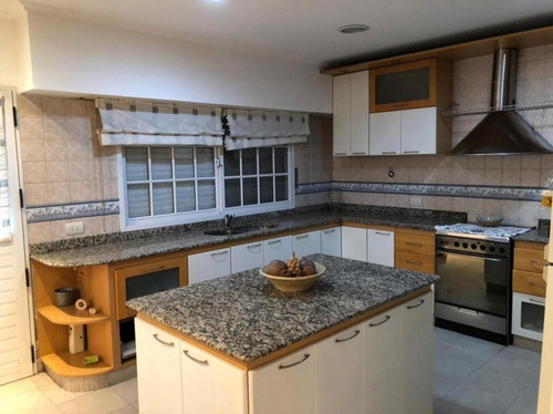 Imagen 12 de 30 de Casa En Venta En Impecable Estado