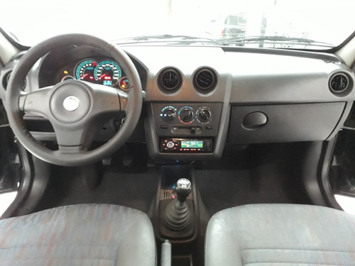 Chevrolet Celta Completo 4p / Celta Completo 1.0 4p Celta