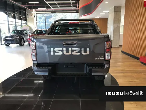 Isuzu Pickup Adventure