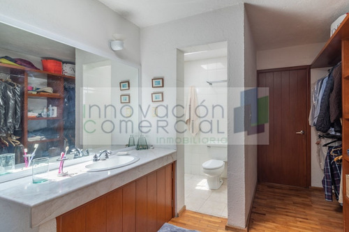 Jurica, Casa En Venta En La Mejor Calle