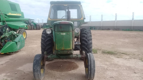 Tractor John Deere 2420, Año 1976
