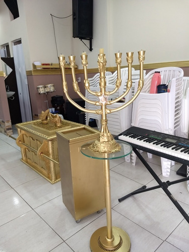 Imagem 3 de 5 de Candelabro E Arca Da Aliança
