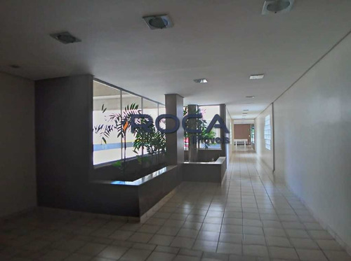 Aluguel De Apartamentos / Padrão Na Cidade De São Carlos 24023