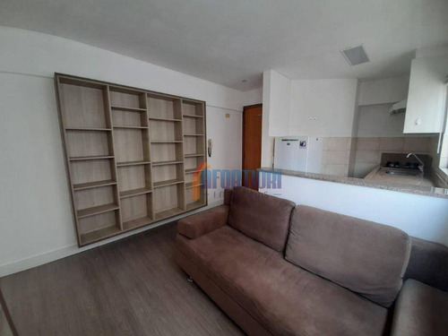 Apartamento Com 1 Dormitório Para Alugar, 34 M² Por R$ 1.300,00/mês - Juvevê - Curitiba/pr - Ap0537