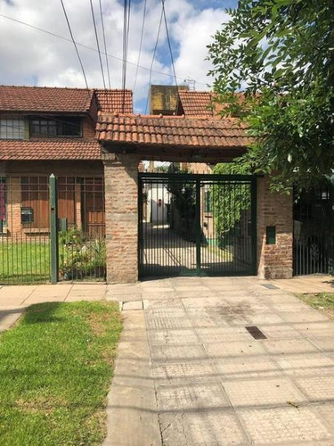 Imagen 2 de 7 de Dúplex 3 Ambientes Venta Castelar Norte