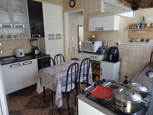 Casa Terrea, Jd. Veloso, Osasco, 2 Dorm, 2 Vagas - 6604