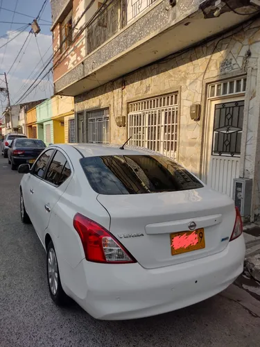 Nissan Versa 1.6 Advance