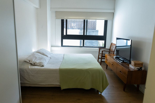 4 Amb Jardin/parrilla 2 Cochera/2 Bau /pileta/sol