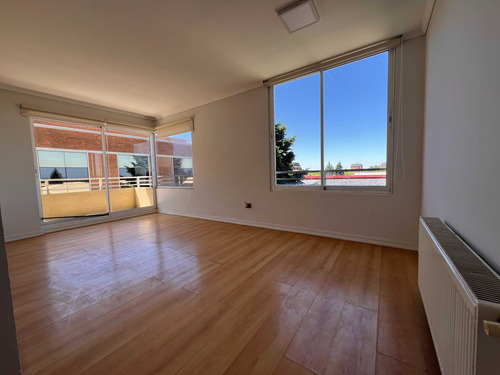 Vende Depto. Excelente Ubicación (65593)