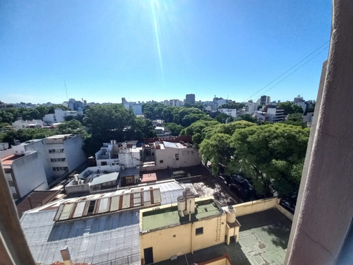 Colegiales Venta 4 Ambientes Apto Credito! Baño Y Toilette. Piso Alto Vista Panoramica. Alvarez Thomas Y Avda Forest Con Estrategica Ubicacion Cerca De Chacarita, Belgrano Y Vill