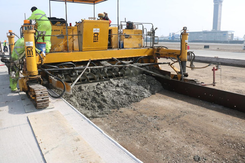 Tren Pavimentador Cmi Super 200, Excelente, Funcionando,
