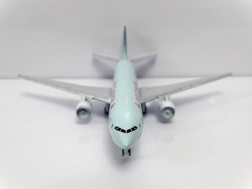 Air Canada Boeing 777-200 Avion Coleccion Escala 1:400 (Usado)