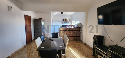 Venta En Bloque Local Comercial + 9 Departamentos Lanús