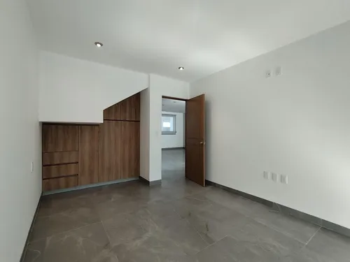 Casa En Venta Con Recamará En Planta Baja Fracc El Cielo León Gto. Zona Norte