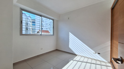 Vendo Apartamento En Los Serrallés