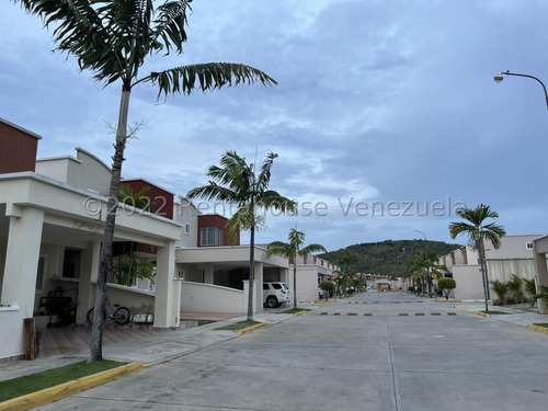 Imagen 14 de 30 de Casa En Venta En Ciudad Roca Barquisimeto Lara ++ Código 23-11528 Rafael Carrasquel Vende Contáctame 0424.593.75.42 Instagram: @rentahouse.centrooccidente+