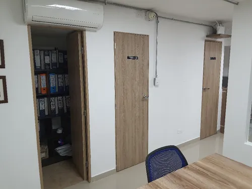 Oficina/local Comercial Primer Piso En Versalles