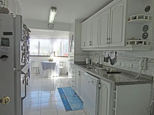Departamento En Venta De 4 Dorm. En Viña Del Mar