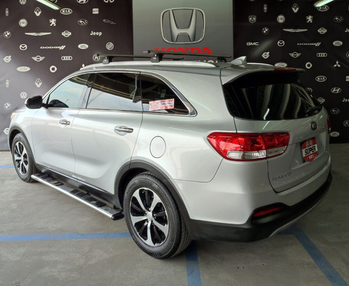 Imagen 5 de 15 de Kia Sorento 2017 3.3 V6 Ex Pack Piel 7 Pasajeros At