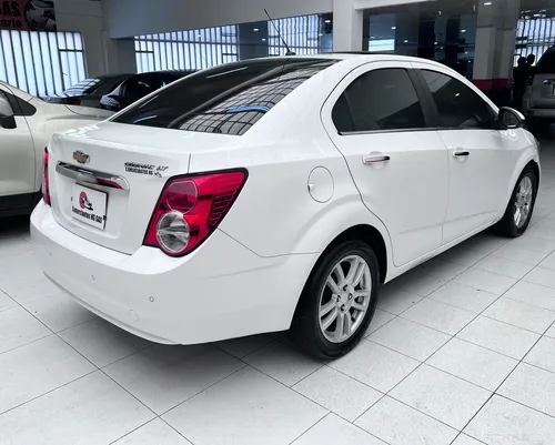 Chevrolet Sonic 1.6 Lt 5 p
