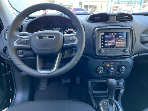 Imagen 10 de 14 de Jeep Renegade 2023 1.8 Sport At Plus