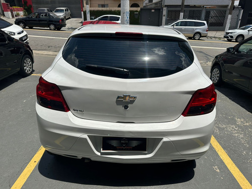 Chevrolet Onix 1.0 MPFI JOY 8V FLEX 4P MANUAL