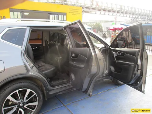 Nissan X-trail T32 4x4 2500cc At Aa