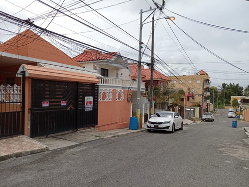 Venta Casa Urbanización Mirador Isabela Santo Domingo Norte 