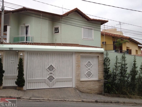 Imagem 2 de 8 de Sobrado , Com Piscina - 02 Vagas - R$ 850.000,00 - St17023