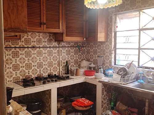 Sr Vende Amplia Y Bonita Casa De 4 Recámaras En Col. Gertrudis Sánchez