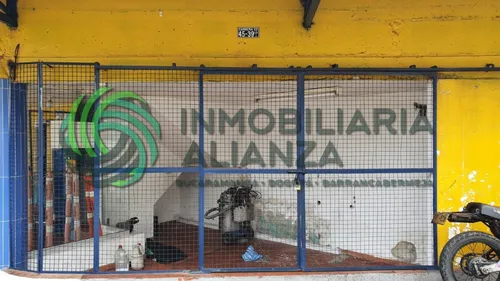 Local En Arriendo En Centro. Cod A16523