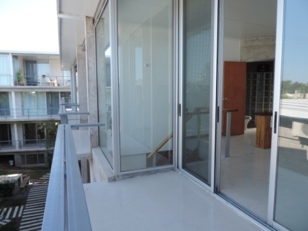 Imagen 7 de 8 de Apartamento Venta Dos Dormitorios + Cochera En Zona Rambla