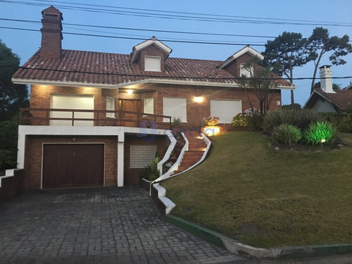 Punta Del Este, Zona Roosevelt- Ref: 1184