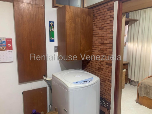 Venta De Comodo Apartamento En Santa Monica Jg