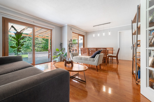 Casa 5 D Dentro De Condominio, Barrio Altomacul