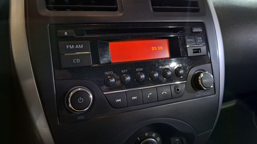 Nissan March 1.6 Sense