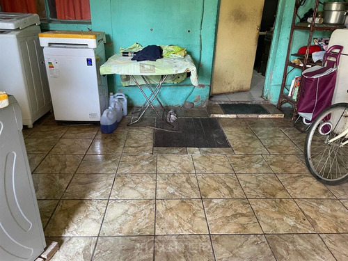 Casa En Venta De 3 Dorm. En Curicó