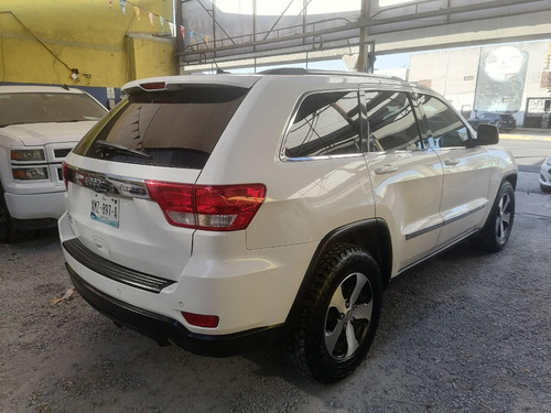 Jeep Grand Cherokee 3.6 Laredo V6 Lujo 4x2 Mt