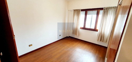 Imagen 10 de 13 de Impecable Dpto De 2 Amb Con Cochera En Venta