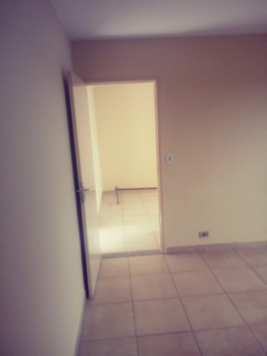 Imagem 28 de 28 de Alugo Casa Dois Dormitórios Sem Garagem ( Vi630 )