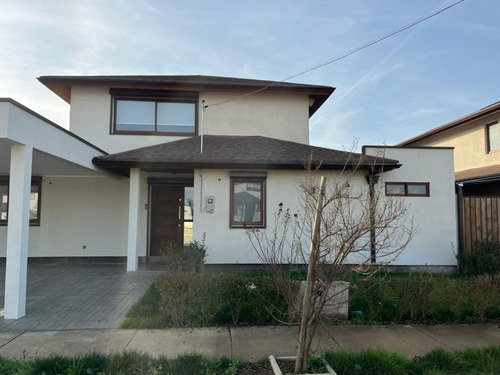 Casa En Arriendo, Parque El Avellano, Las Rastras