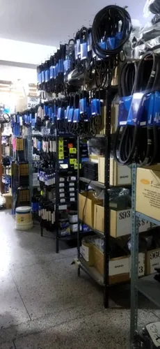 En Venta Fondo De Comercio (autopartes) Av Lara San Blas C-3443