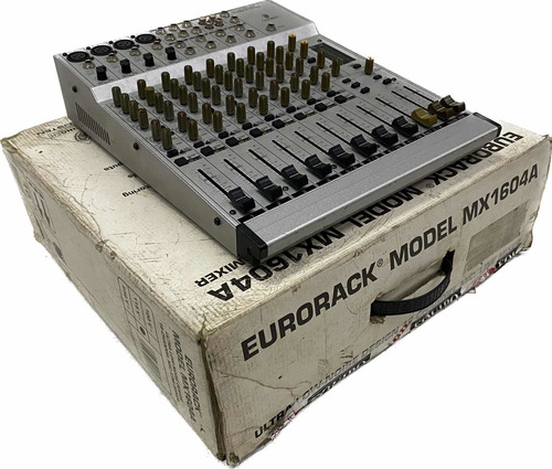 Behringer Eurorack Mx1604a Mixer Mesa Novo Mostruario 110v