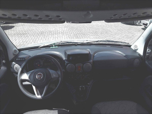 Imagem 9 de 9 de Fiat Doblò 1.8 Mpi Essence 7l 16v Flex 4p Manual