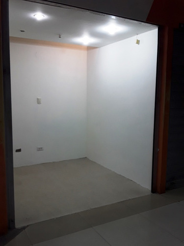Imagen 2 de 5 de Vende Local Comercial C.c. Gran Bazar San Diego